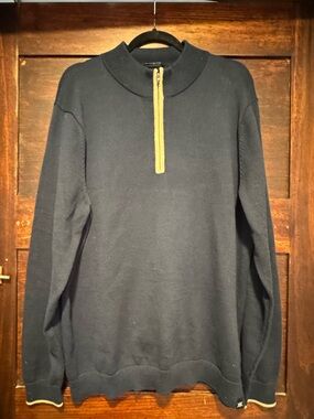 Rhone Men’s XL Navy Blue Quarter Zip Sweater Tan Contrast Zip Pullover